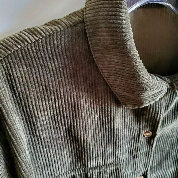 NASTY GAL CORDUROY SHIRT SIZE 6 LONG SLEEVES OLIVE GREEN & BLACK BUTTON POCKET - Picture 5 of 7